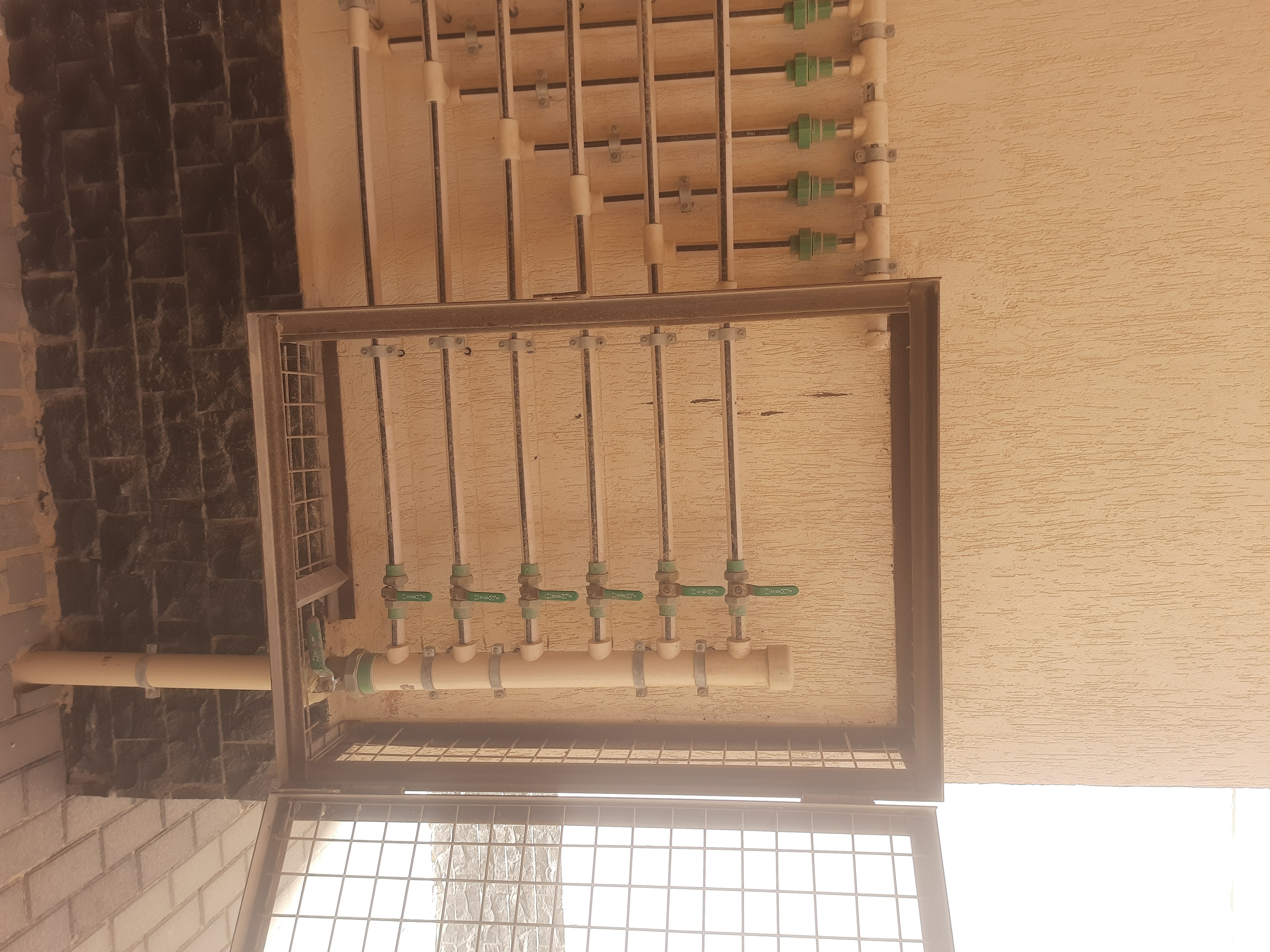 مدينة 15 مايو امتداد ال90 فدان منطقة النرجس