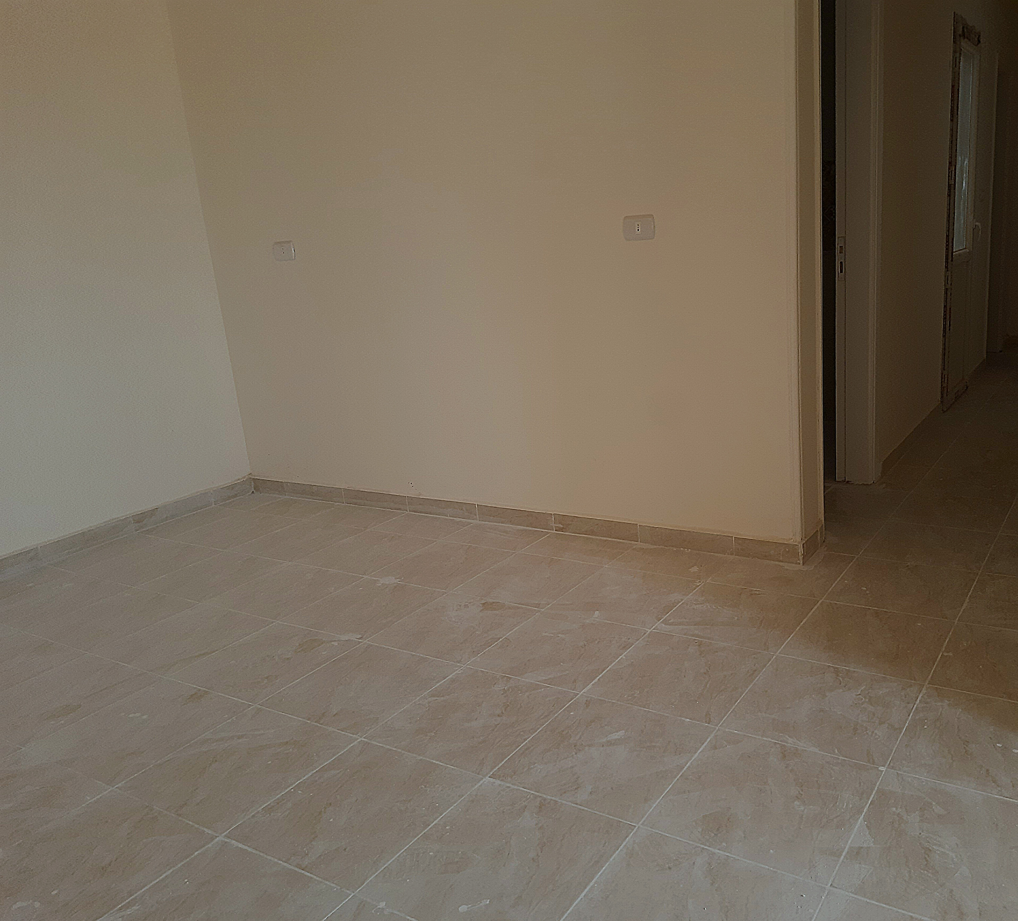 مدينة 15 مايو امتداد ال90 فدان منطقة النرجس