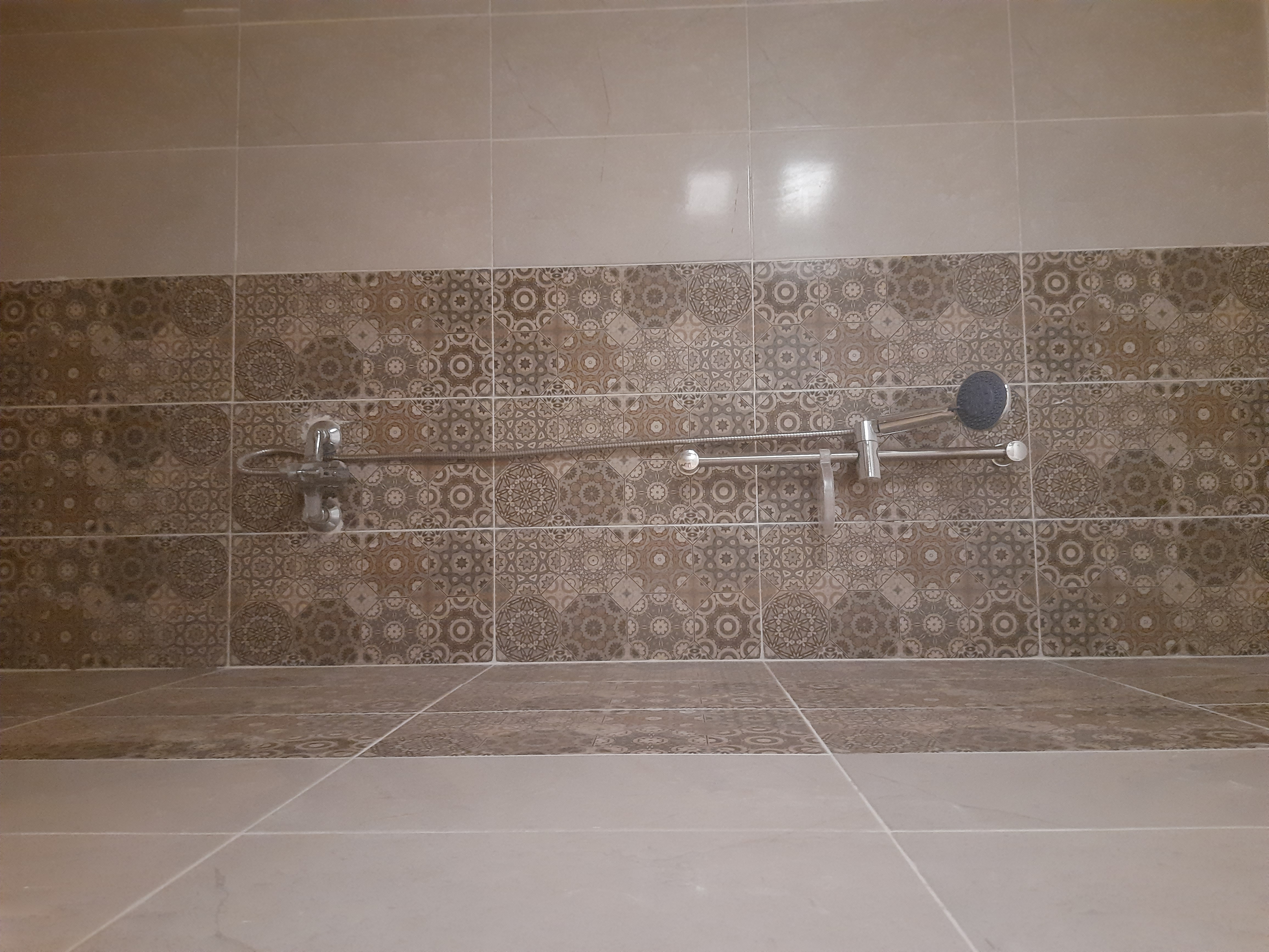 مدينة 15 مايو امتداد ال90 فدان منطقة النرجس