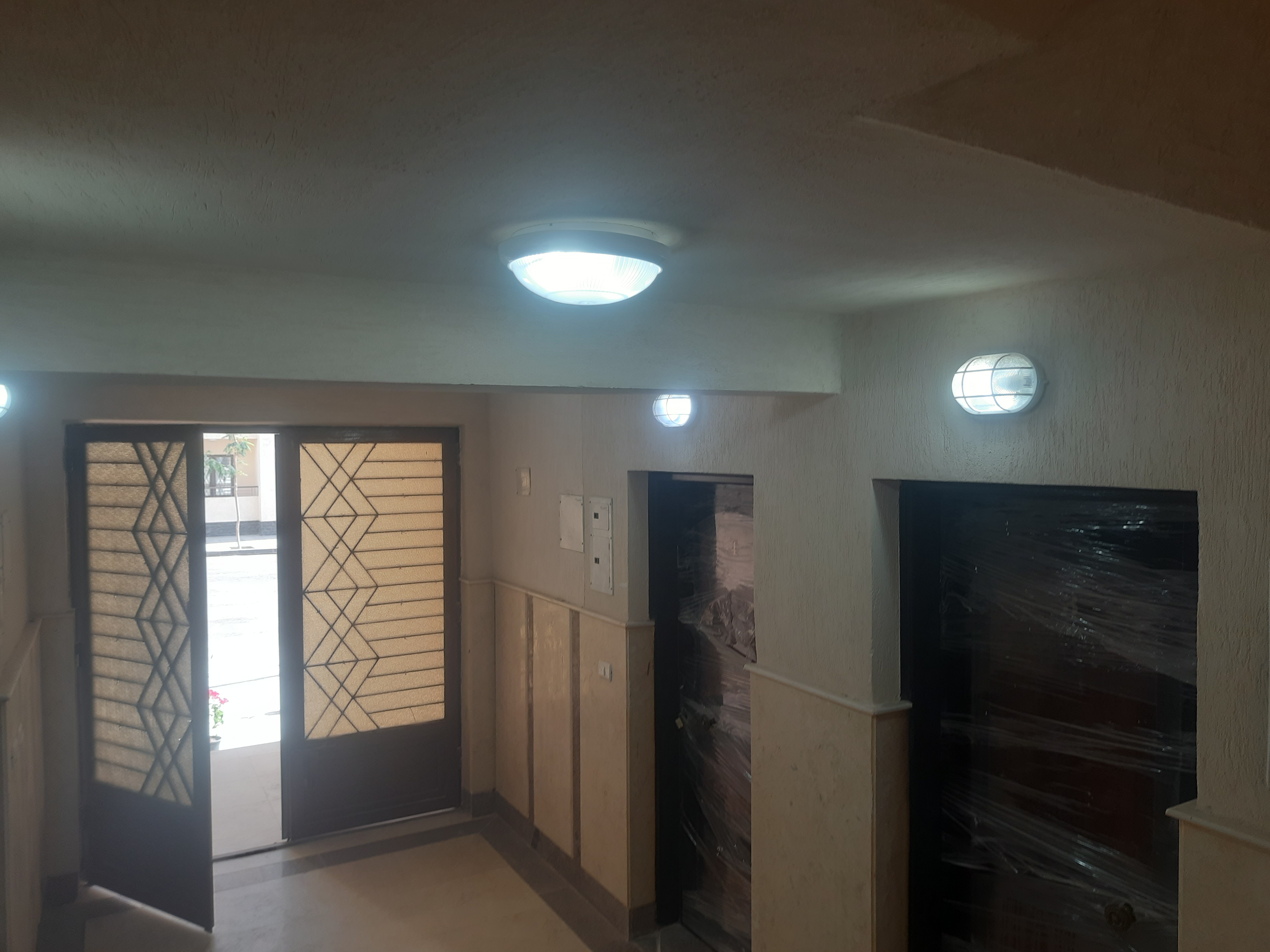 مدينة 15 مايو امتداد ال90 فدان منطقة النرجس