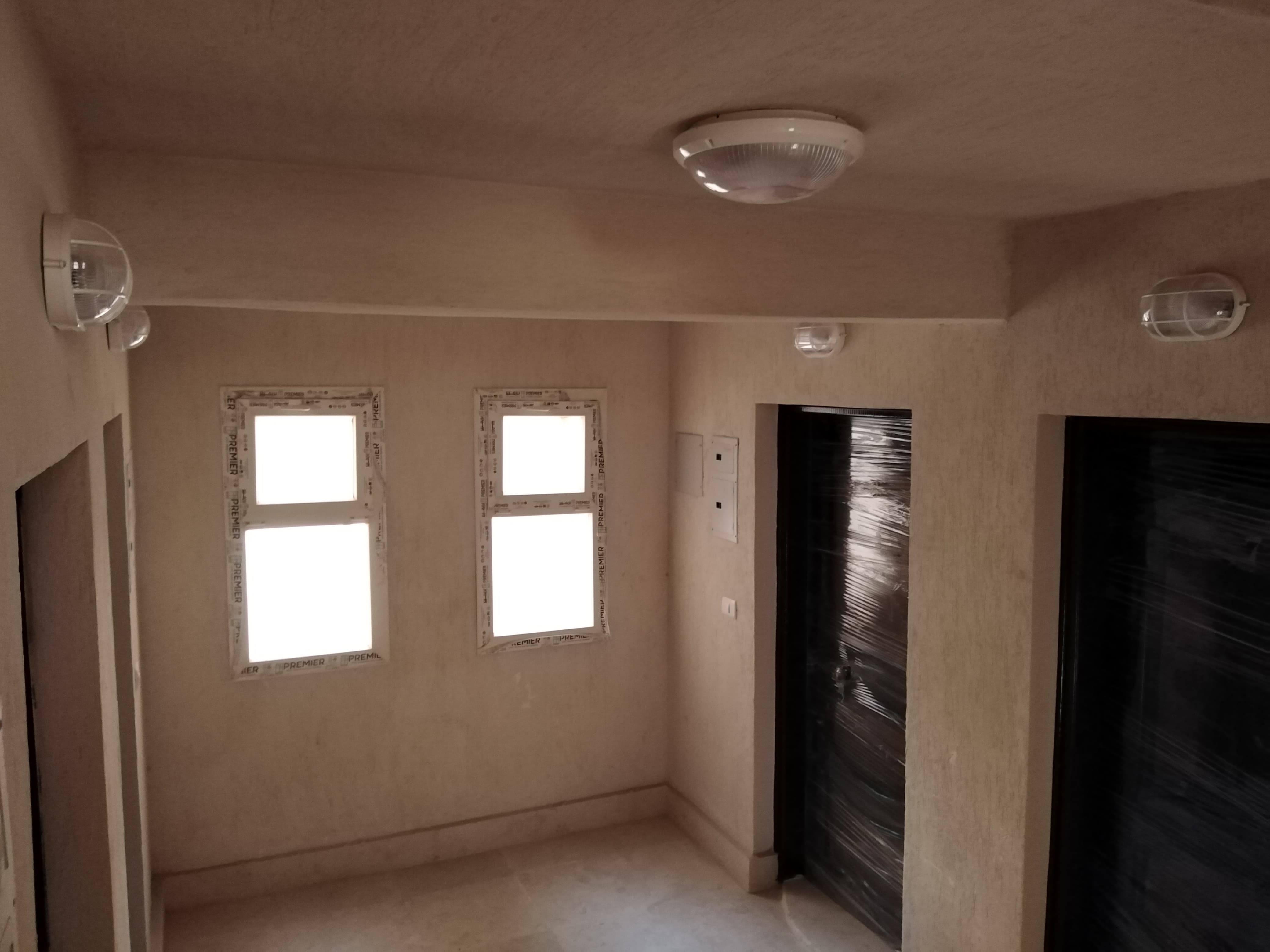 مدينة 15 مايو امتداد ال90 فدان منطقة النرجس